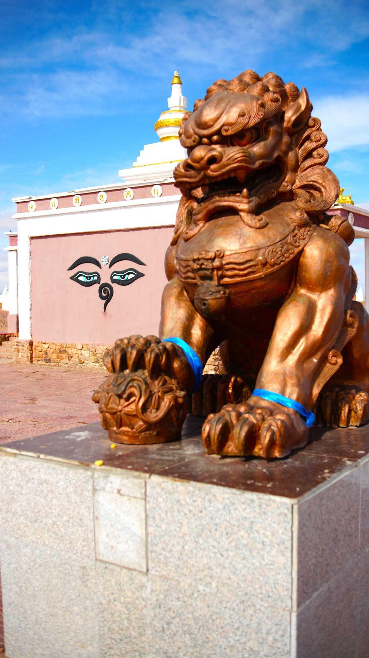 The Gates of Khamariin Khiid: The World’s Energy Center in the East Gobi The Gates of Khamariin Khiid: The World’s Energy Center in the East Gobi