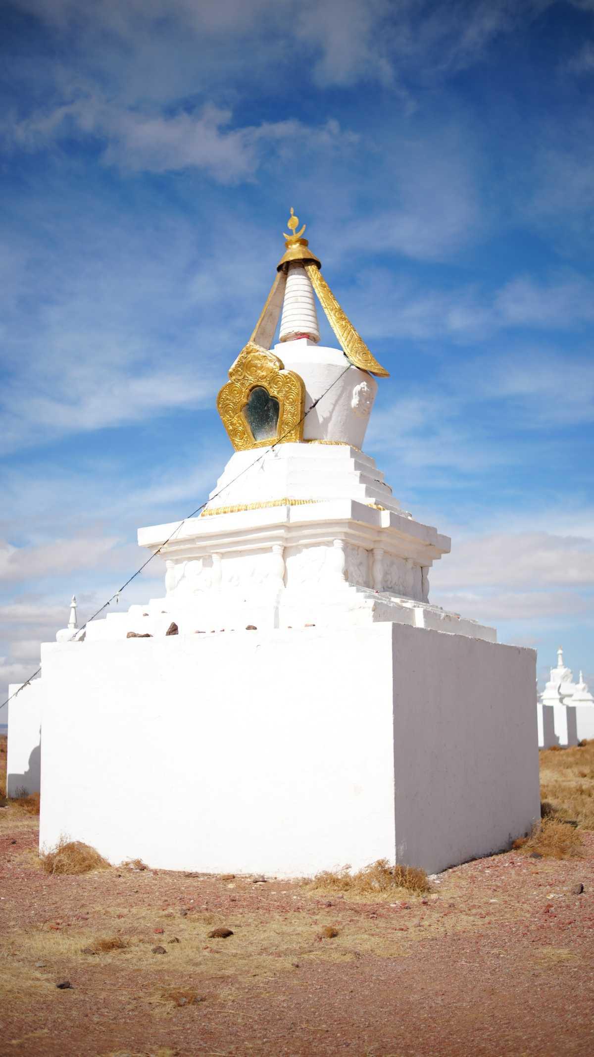 The Gates of Khamariin Khiid: The World’s Energy Center in the East Gobi The Gates of Khamariin Khiid: The World’s Energy Center in the East Gobi