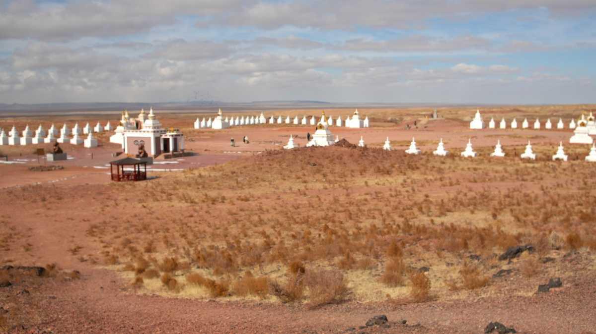 The Gates of Khamariin Khiid: The World’s Energy Center in the East Gobi The Gates of Khamariin Khiid: The World’s Energy Center in the East Gobi