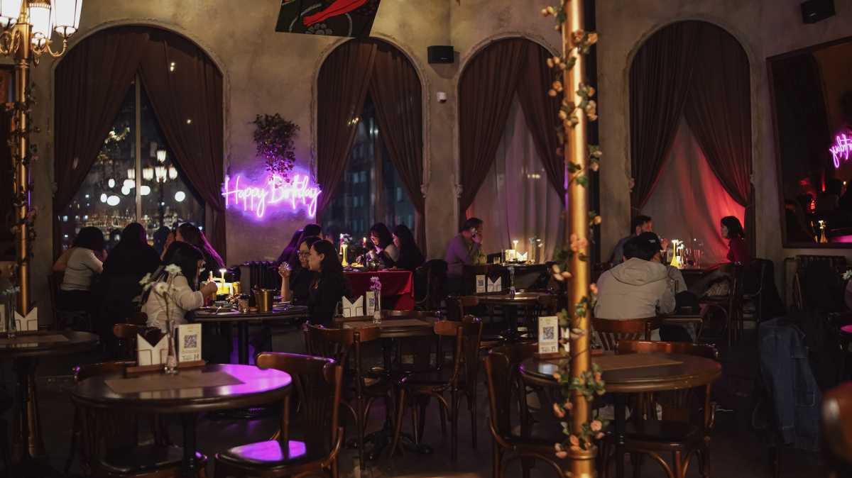 FABS Restobar – Ulaanbaatar’s Trendy Dining & Nightlife Spot FABS Restobar – Ulaanbaatar’s Trendy Dining & Nightlife Spot