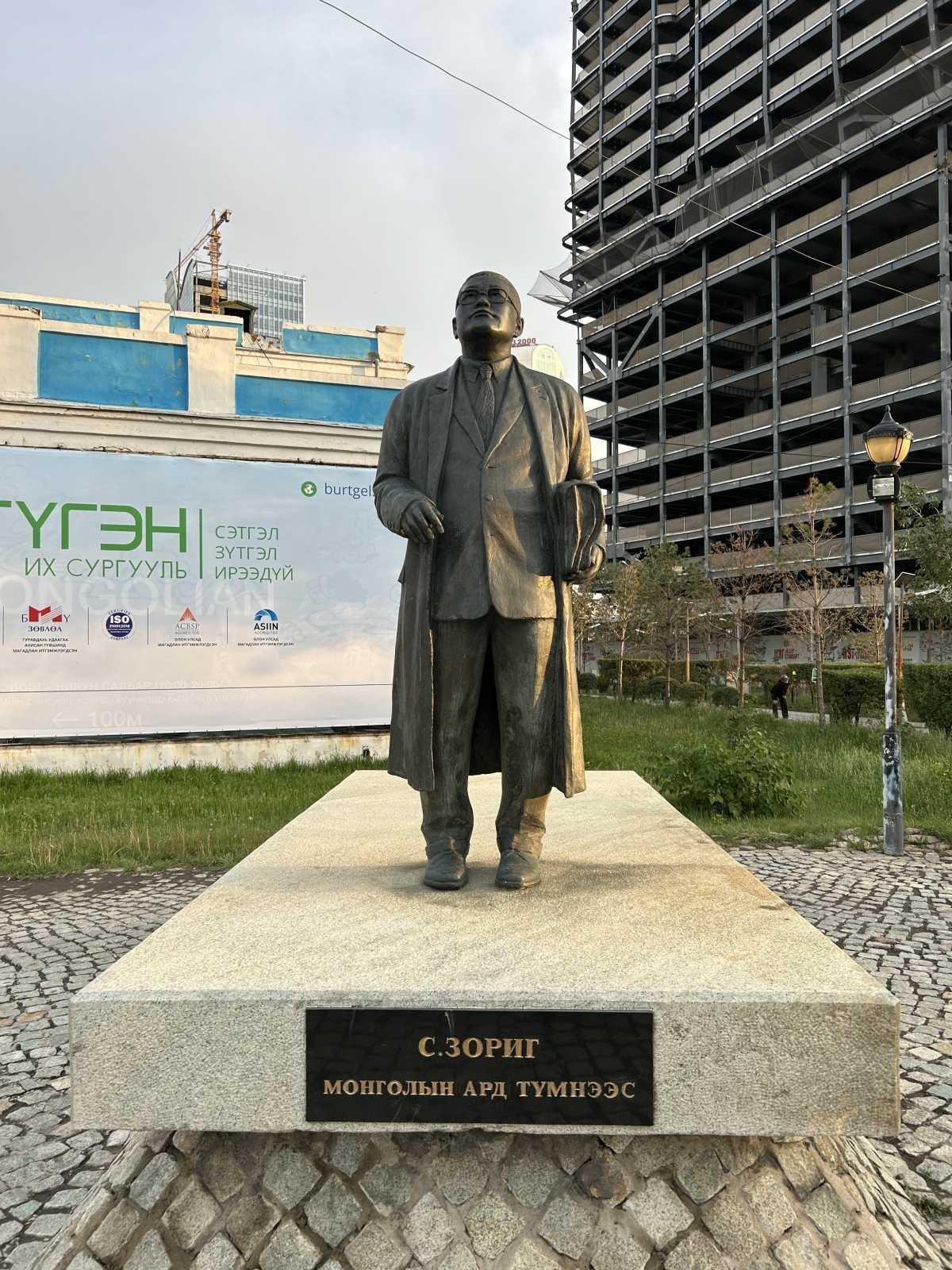 Sanjaasürengiin Zorig Statue