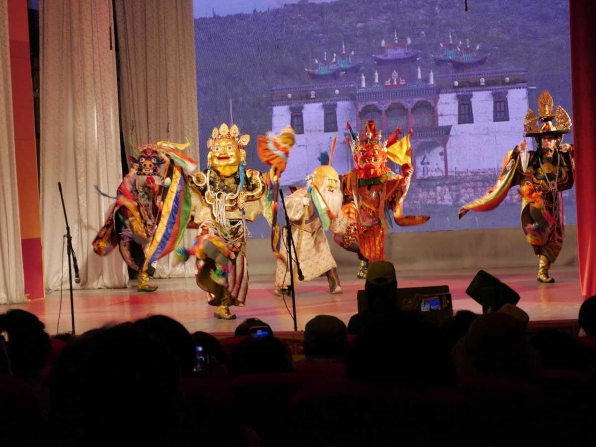 Ganzam Palace