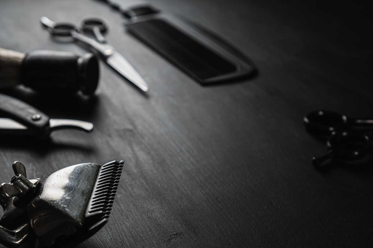 YOUR CUT - Herrenfriseur YOUR CUT - Herrenfriseur