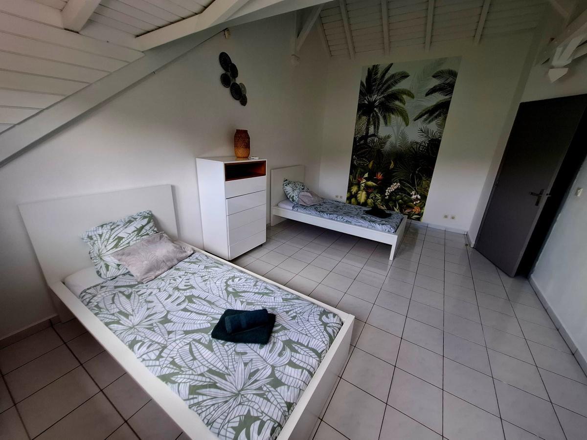 LA RÉSERVE DE L'ÎLET - villa de standing à Haut-Malendure LA RÉSERVE DE L'ÎLET - villa de standing à Haut-Malendure