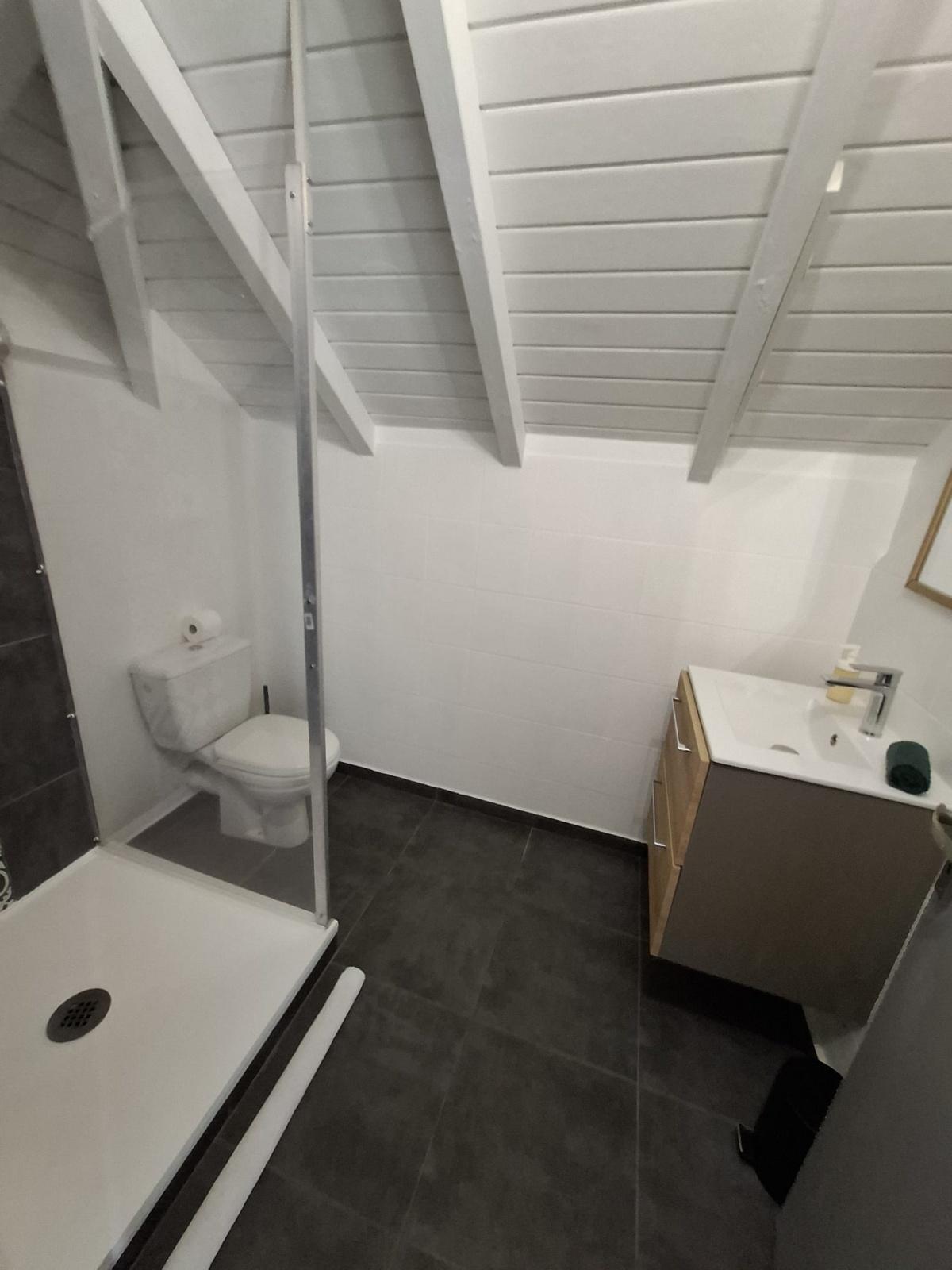 LA RÉSERVE DE L'ÎLET - villa de standing à Haut-Malendure LA RÉSERVE DE L'ÎLET - villa de standing à Haut-Malendure