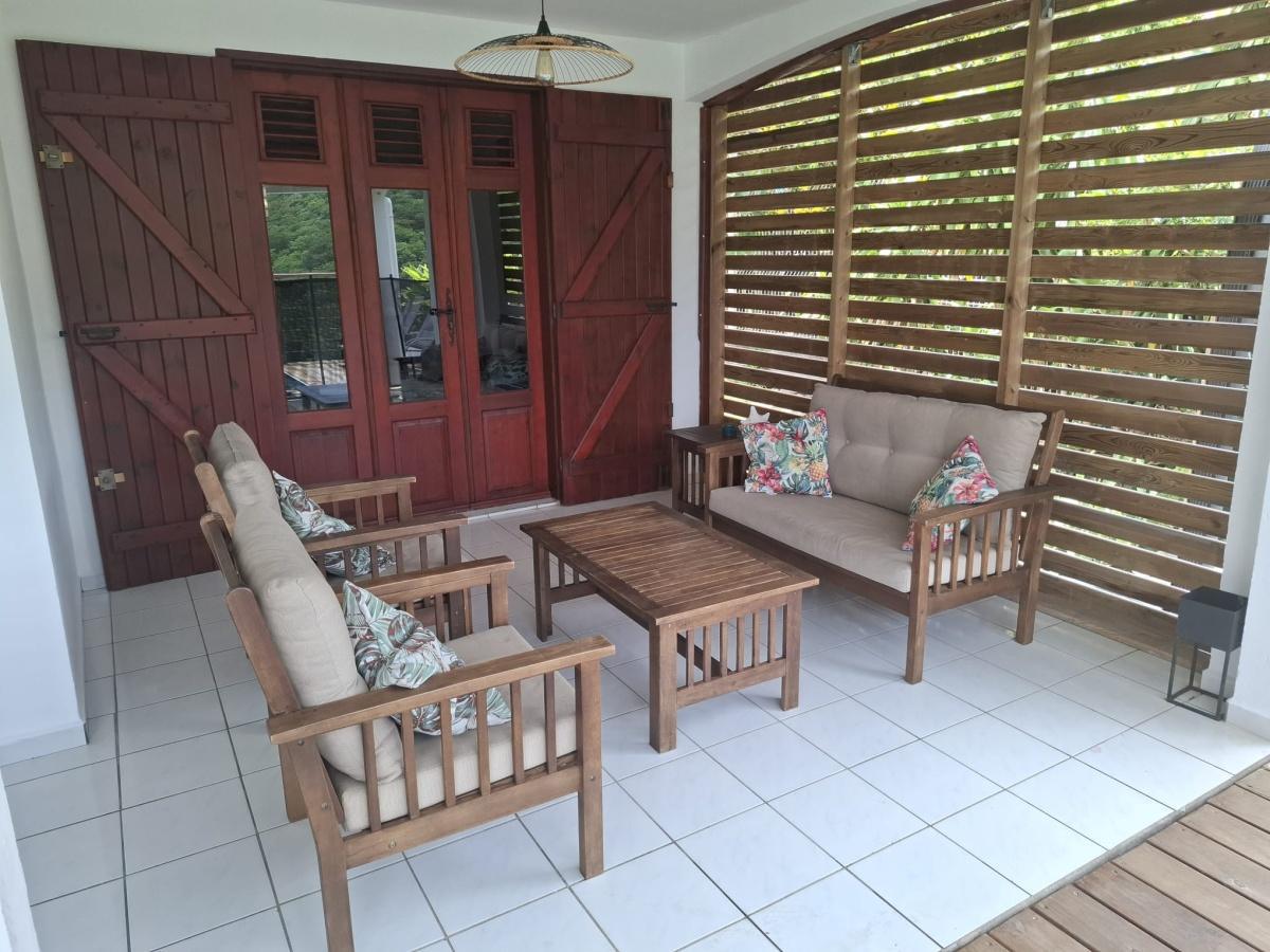 LA RÉSERVE DE L'ÎLET - villa de standing à Haut-Malendure LA RÉSERVE DE L'ÎLET - villa de standing à Haut-Malendure