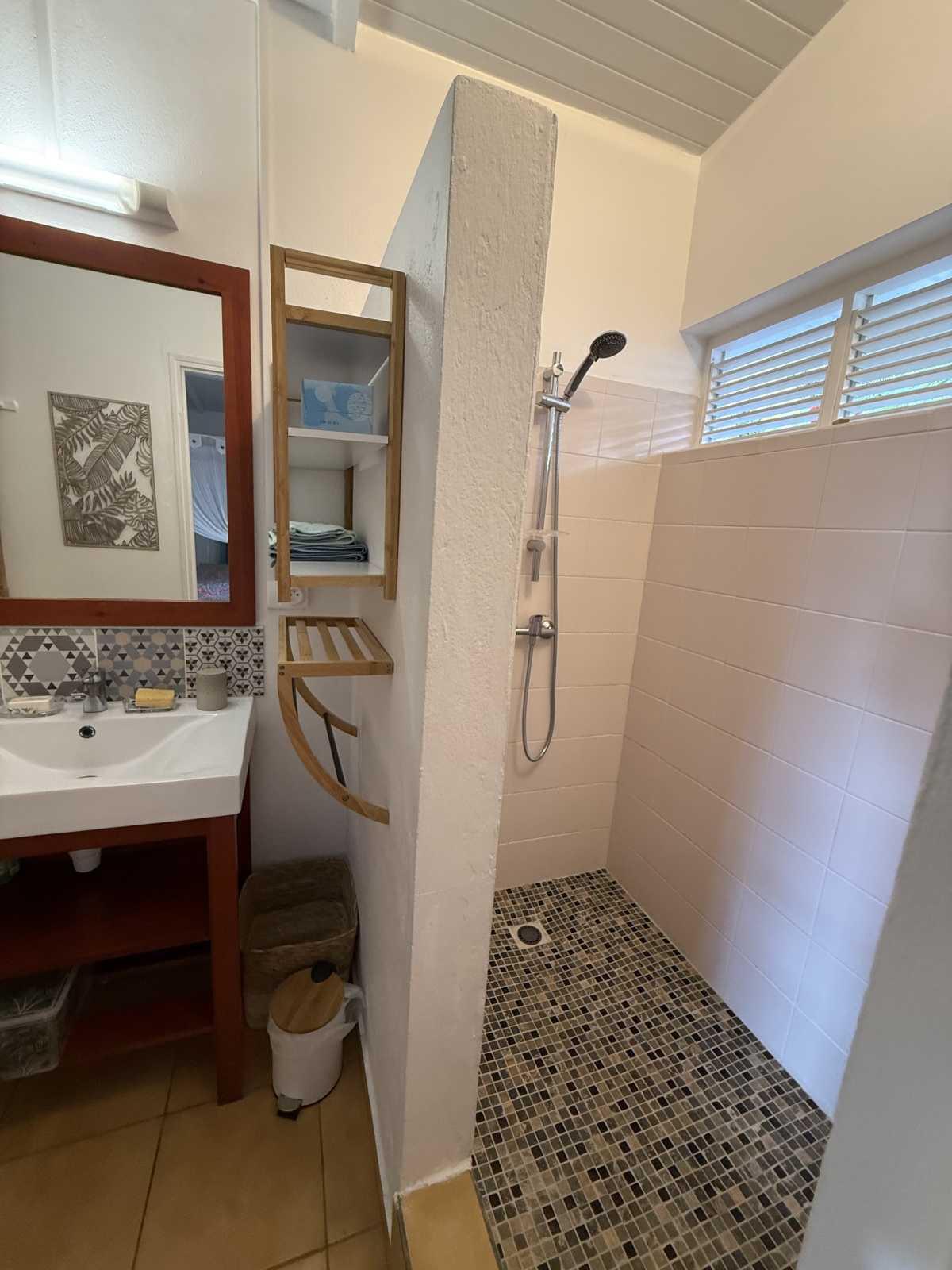 STUDIO MARLIN - charmant studio deux étoiles à Poirier