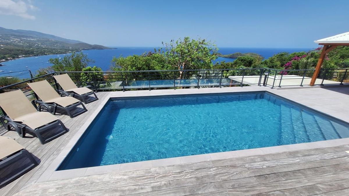 CARAÏBES VACATION - locations de prestige à Bouillante CARAÏBES VACATION - locations de prestige à Bouillante