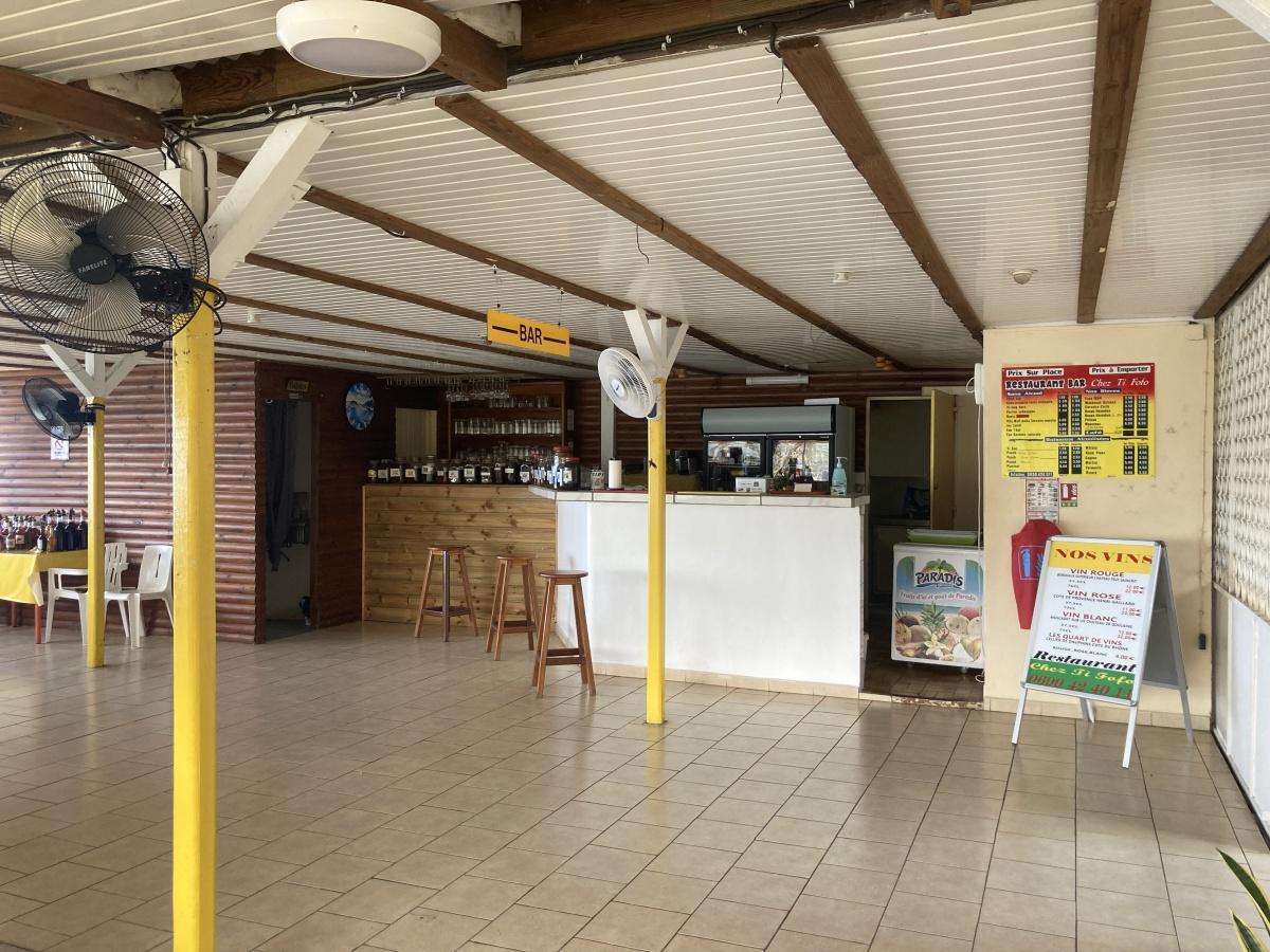 CHEZ TI FOFO - restaurant, bar 