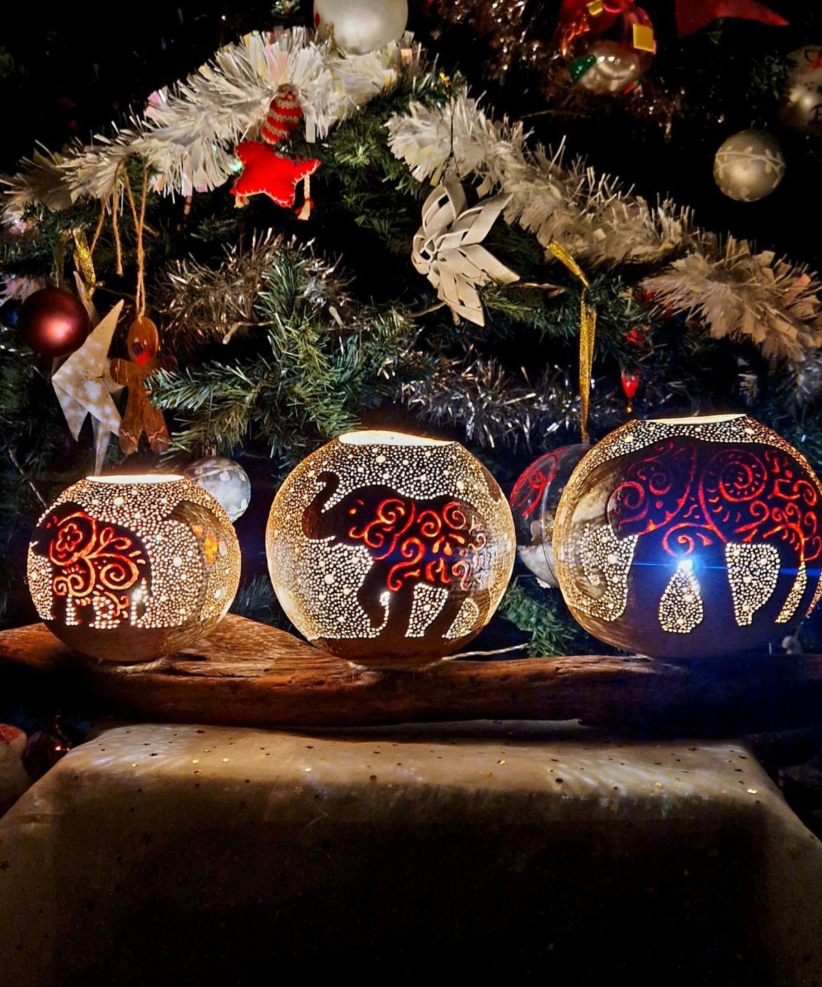 LES PETITS DOUDOUS D'ELSA - creation of lamps in gourds and personalized decorations