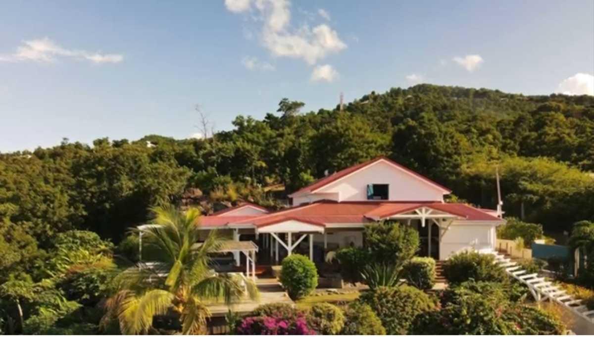 VILLA KIMONY - villa de standing à Monchy