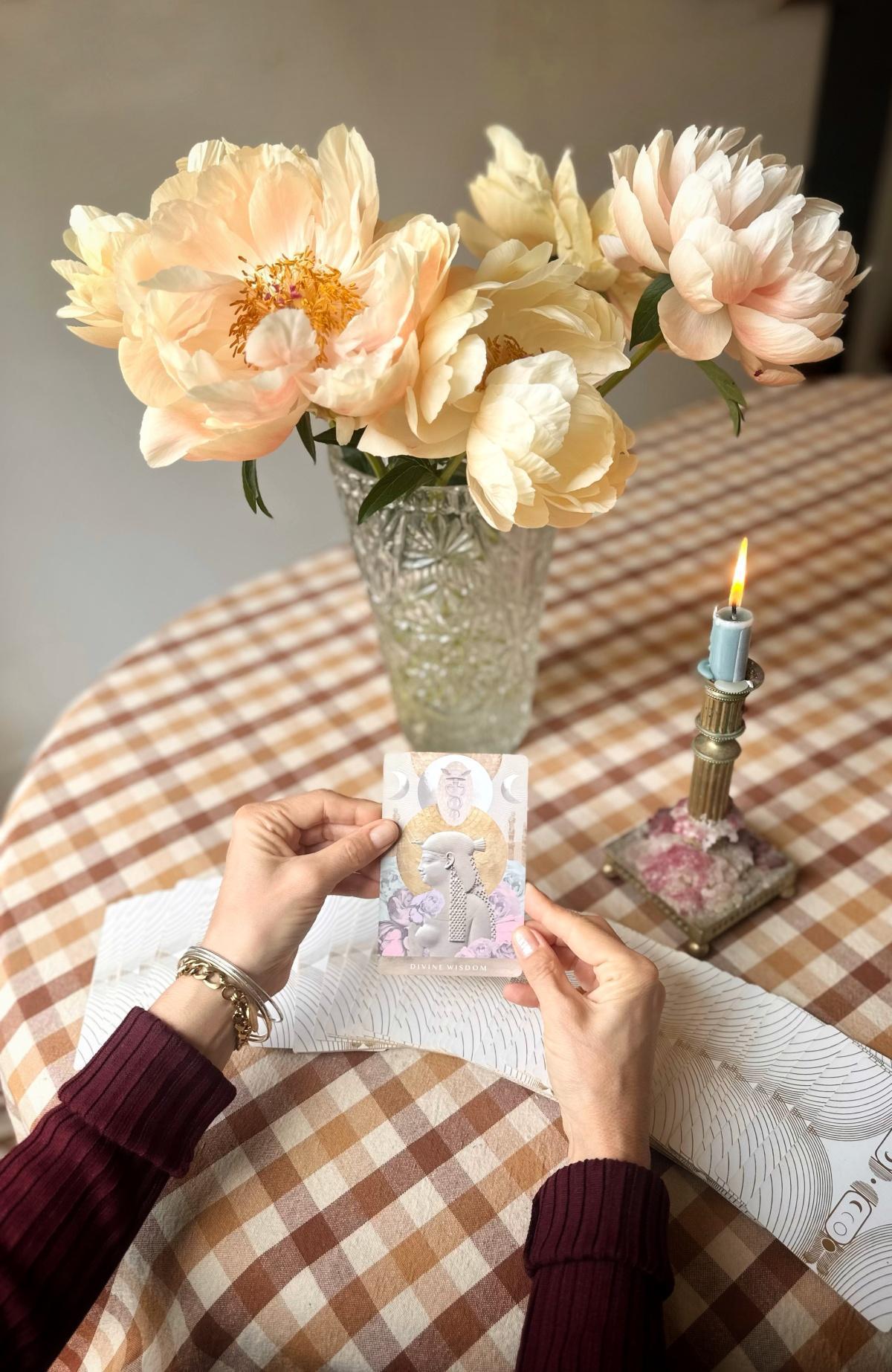 Månsson Hanna - Lecture d’âme, Lecture de Tarot, Lecture de Visage Månsson Hanna - Lecture d’âme, Lecture de Tarot, Lecture de Visage