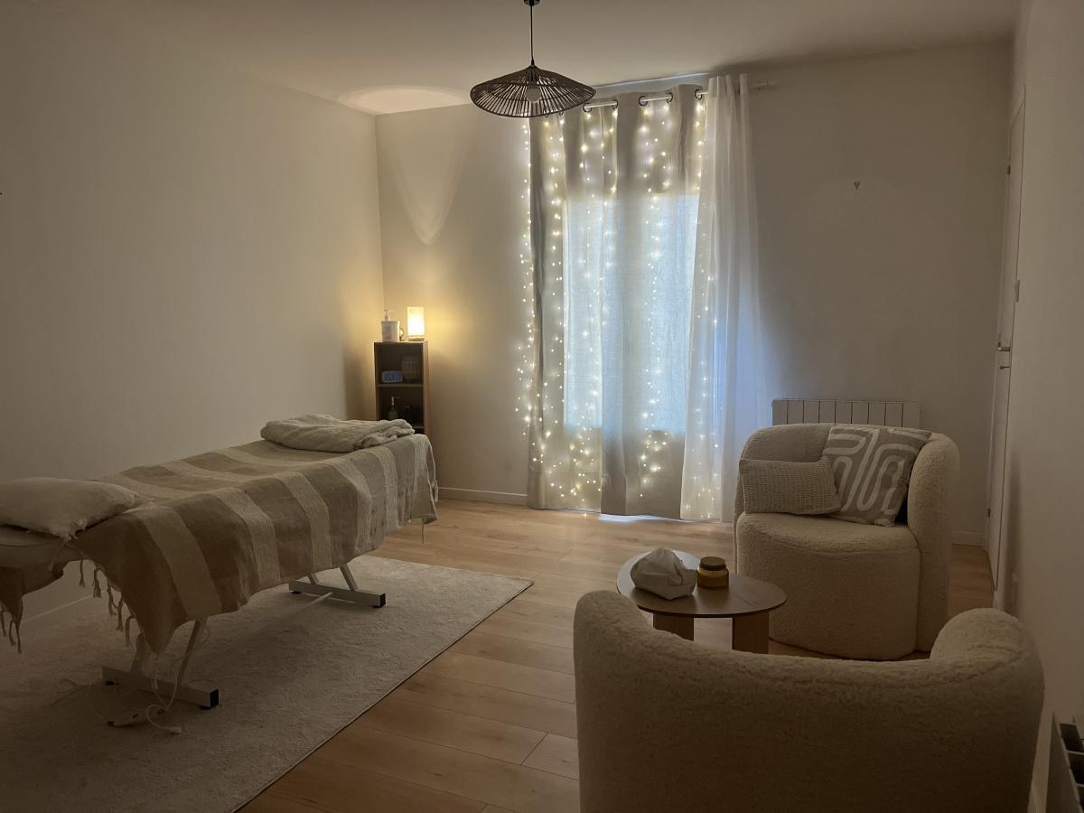 Emma Gervais - Thérapeute en déblocage émotionnel Tiphaine Lamblin, Psychologue du développement Emma Gervais - Thérapeute en déblocage émotionnel Tiphaine Lamblin, Psychologue du développement