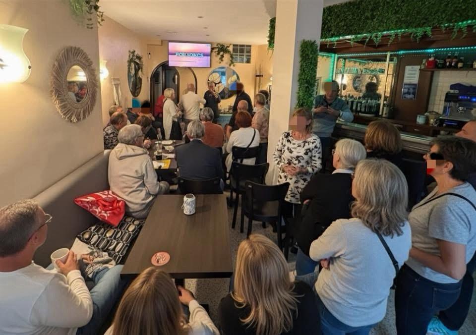 Réunion de quartier du 17 Octobre - Quartier de La Poste Réunion de quartier du 17 Octobre - Quartier de La Poste