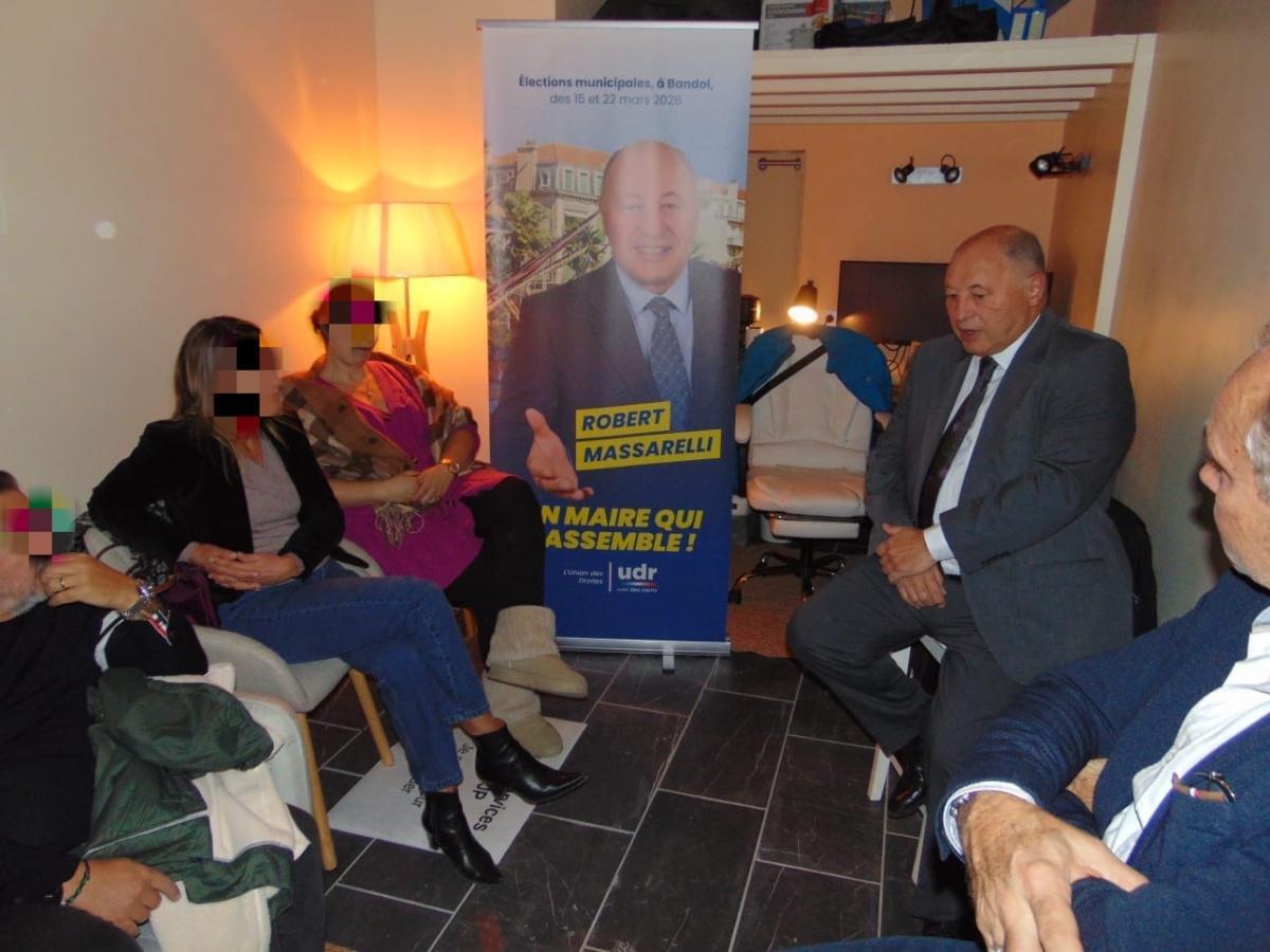 Réunion apéritif chez un Bandolais 