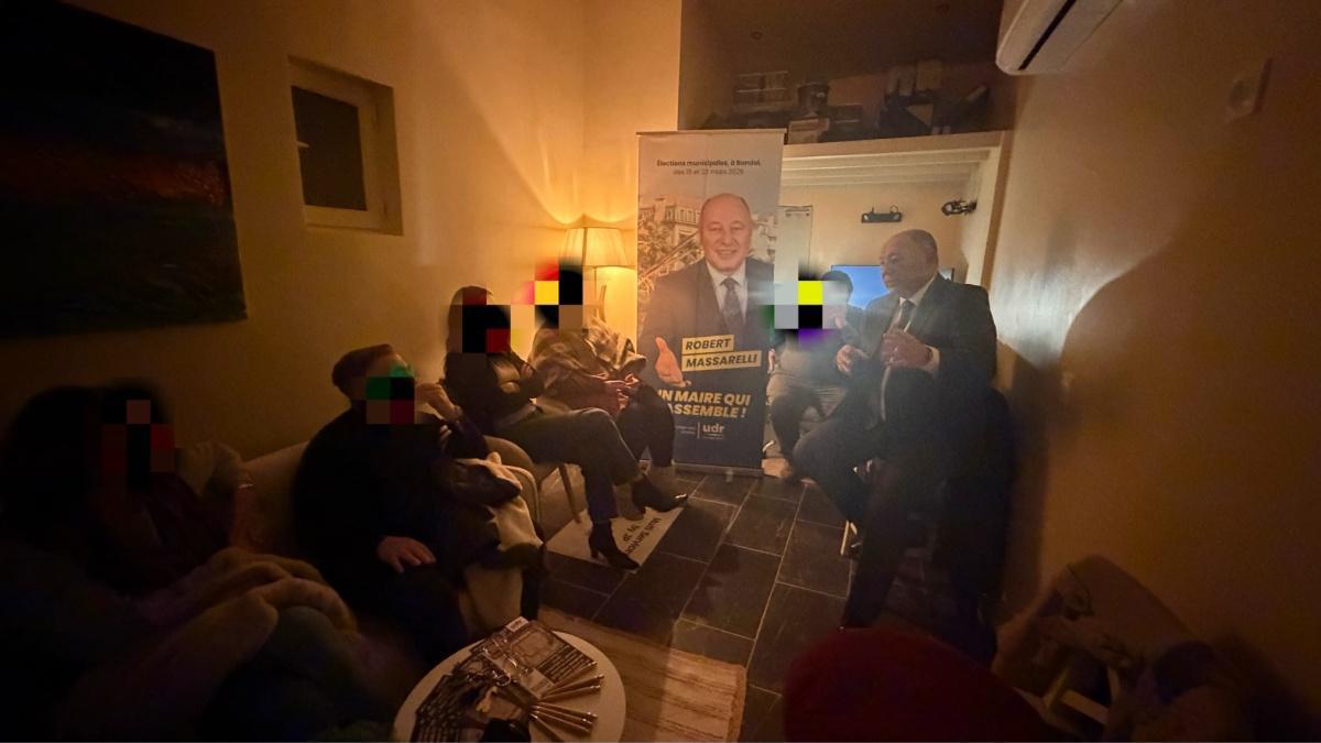 Réunion apéritif chez un Bandolais Réunion apéritif chez un Bandolais