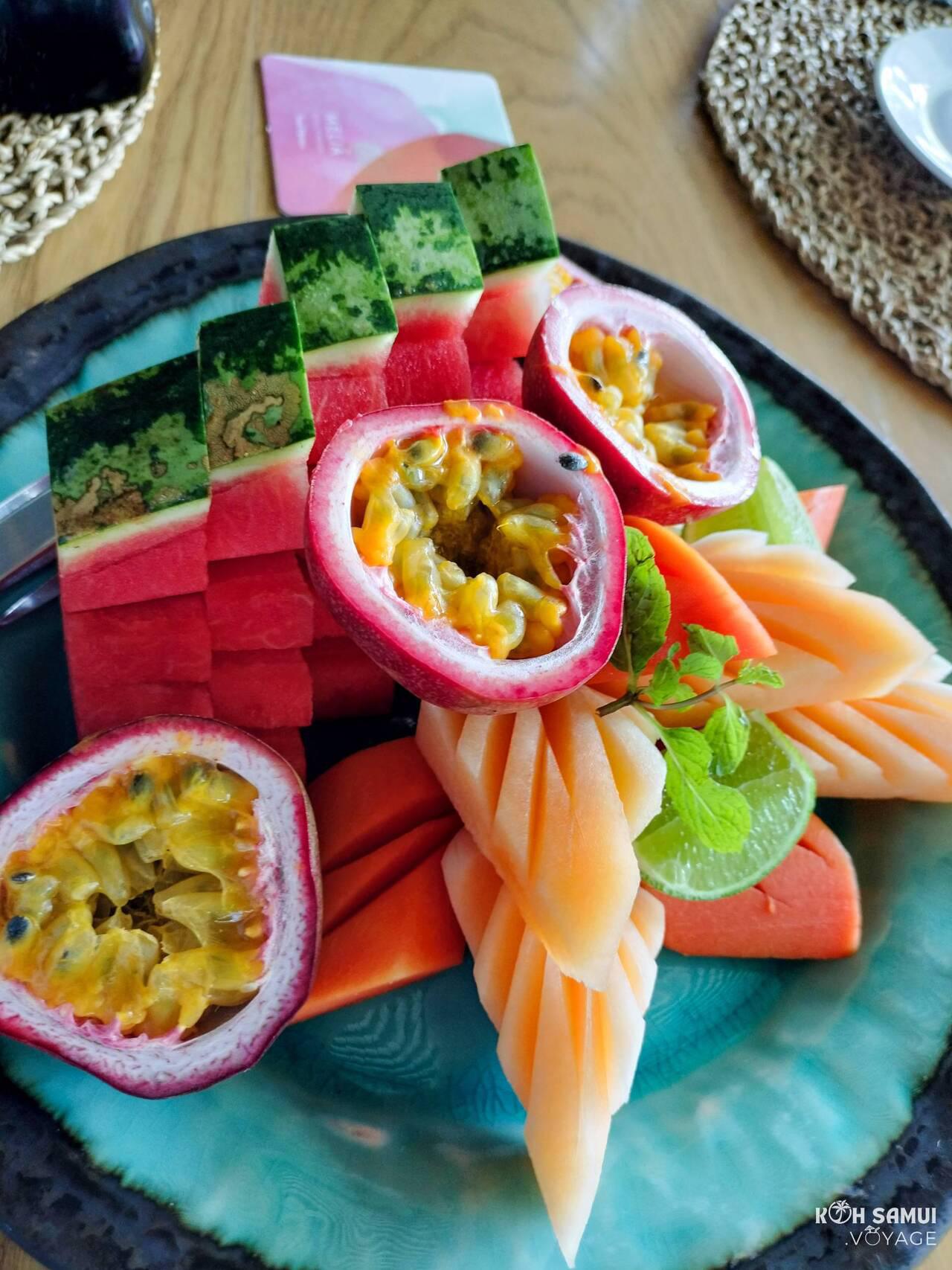 Koh Samui's Delicious Tropical Fruits