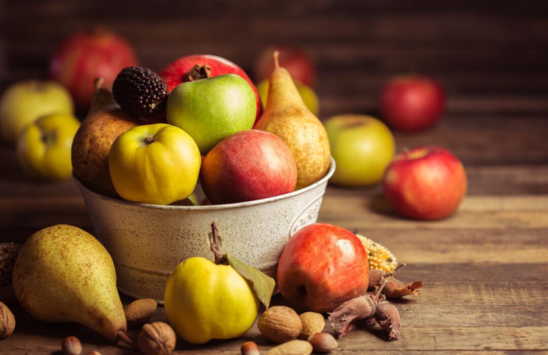 Autunno nel piatto: la frutta di stagione da scegliere adesso Autunno nel piatto: la frutta di stagione da scegliere adesso