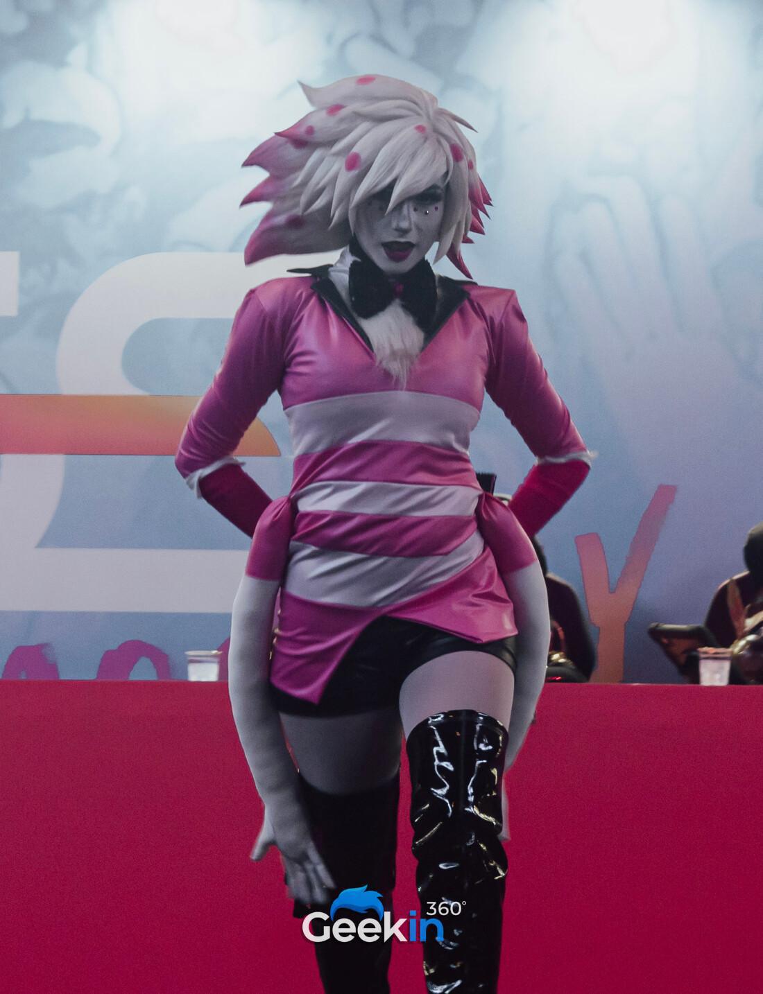 Brasil Games Show 2025 - Primeiro Desfile de Cosplay / Dia 1 (9/10) Brasil Games Show 2025 - Primeiro Desfile de Cosplay / Dia 1 (9/10)