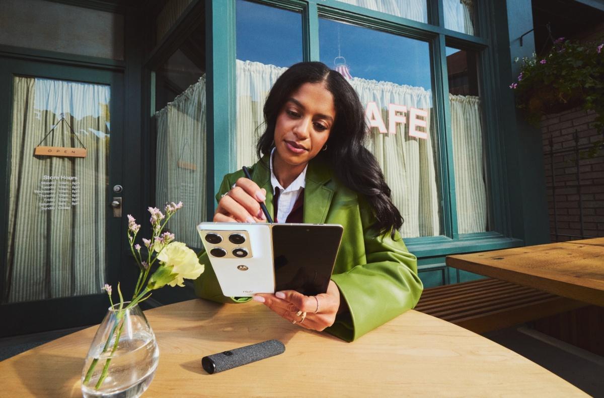 Motorola apresenta novidades no Lenovo Tech World Motorola apresenta novidades no Lenovo Tech World