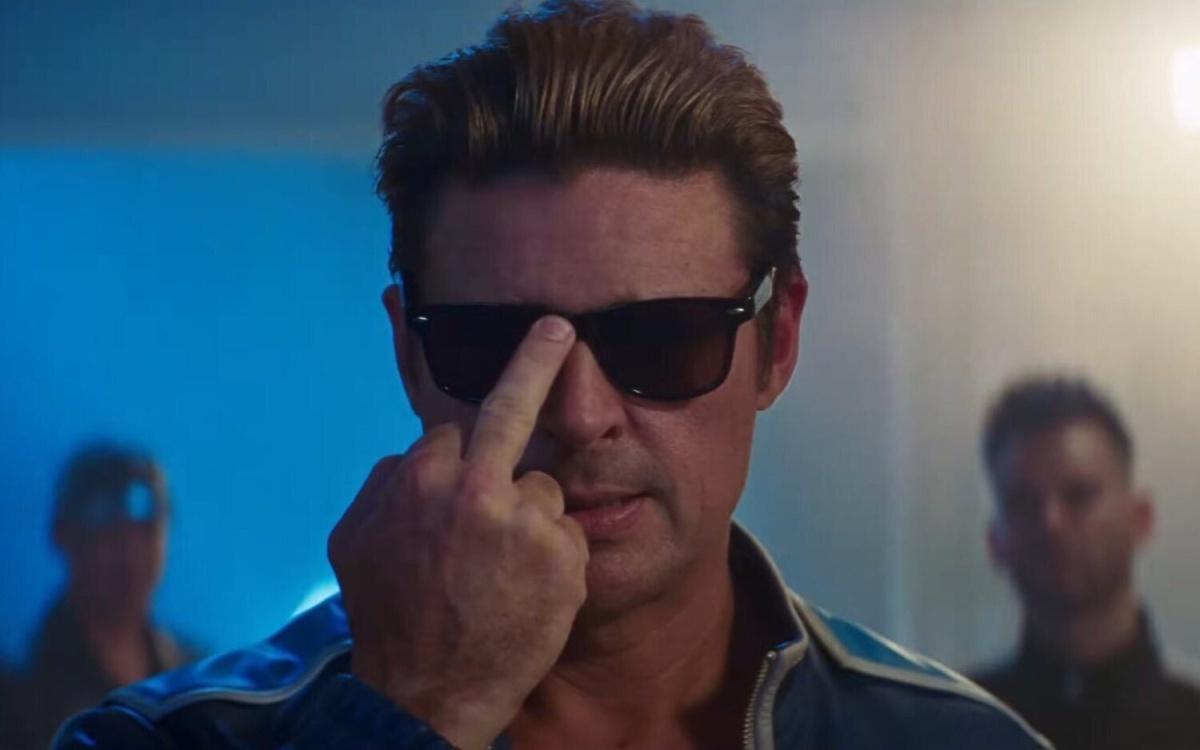 Desafio Físico: Karl Urban Quase se Machucou para Executar Golpe de Johnny Cage em Mortal Kombat 2 Desafio Físico: Karl Urban Quase se Machucou para Executar Golpe de Johnny Cage em Mortal Kombat 2