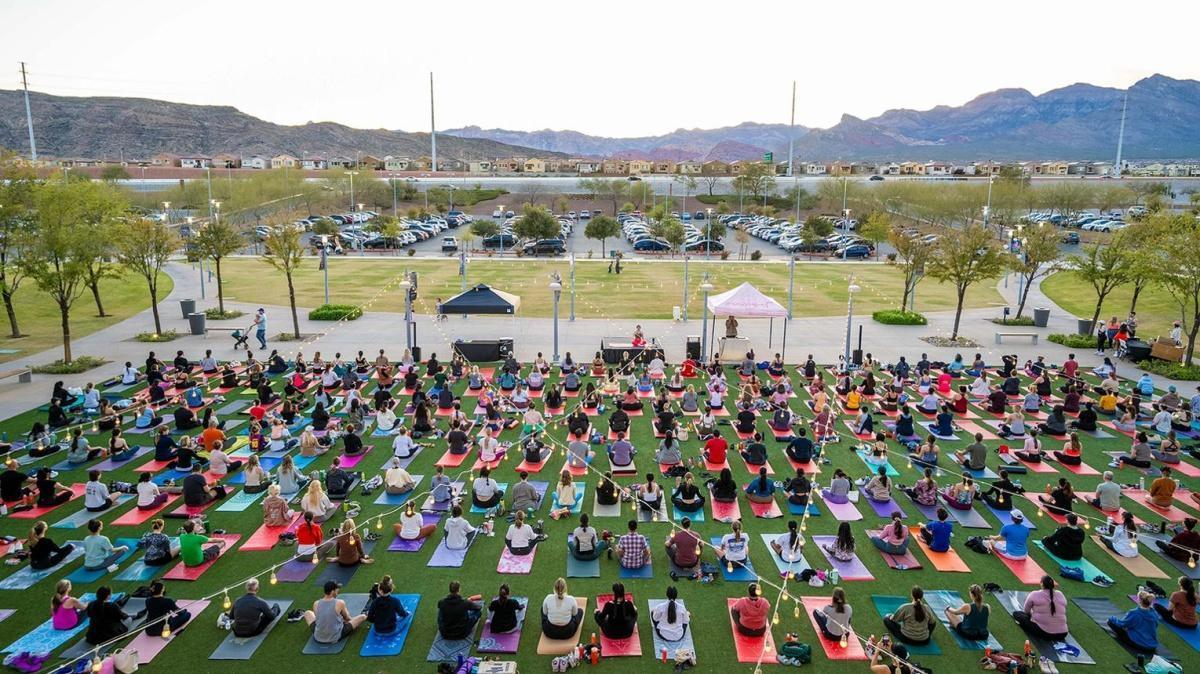 💪 Fitness on The Lawn at Downtown Summerlin