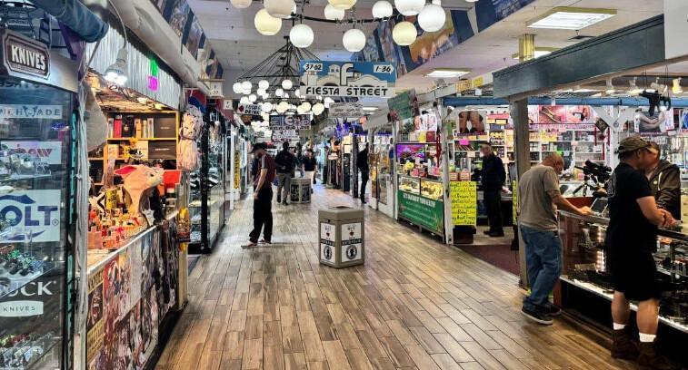 🛍️ Weekend Local Market
