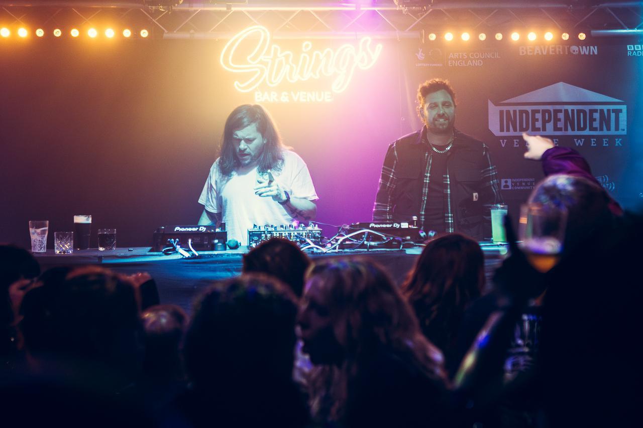 Woody (Bastille) & Josh Franceschi (You Me At Six)