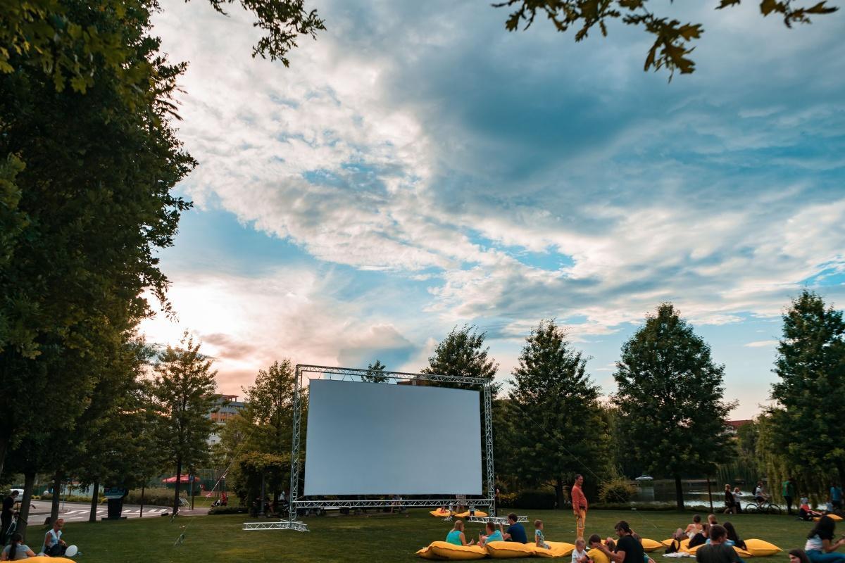 Dive In Movie