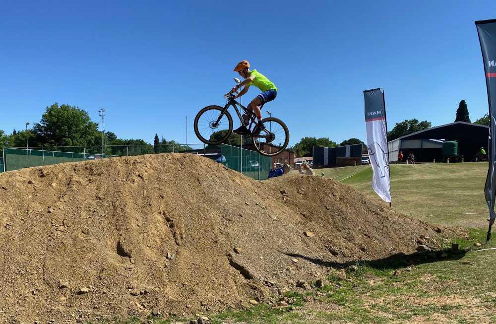  Ligbron open CYCLING CAFè