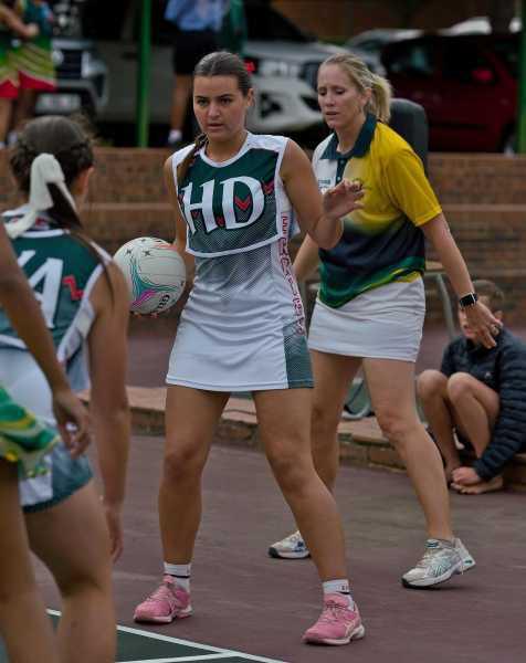 Errie-netbal eerstes preteer! Errie-netbal eerstes preteer!