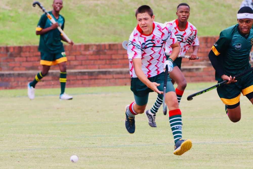 EHS-seunshokkie speel liga-wedstryde teen Piet Retief