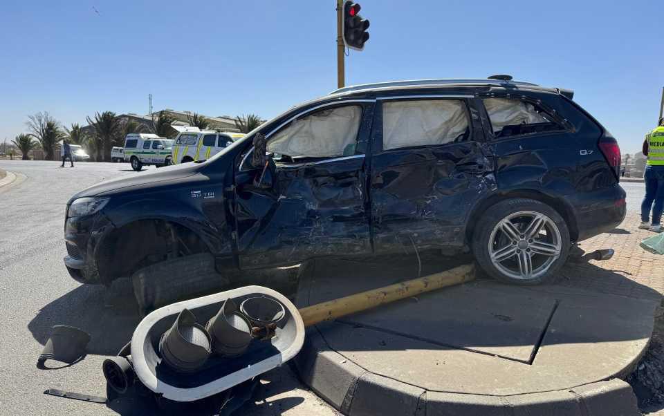 Serious accident at Voortrekker and Havenga intersection leaves three injured