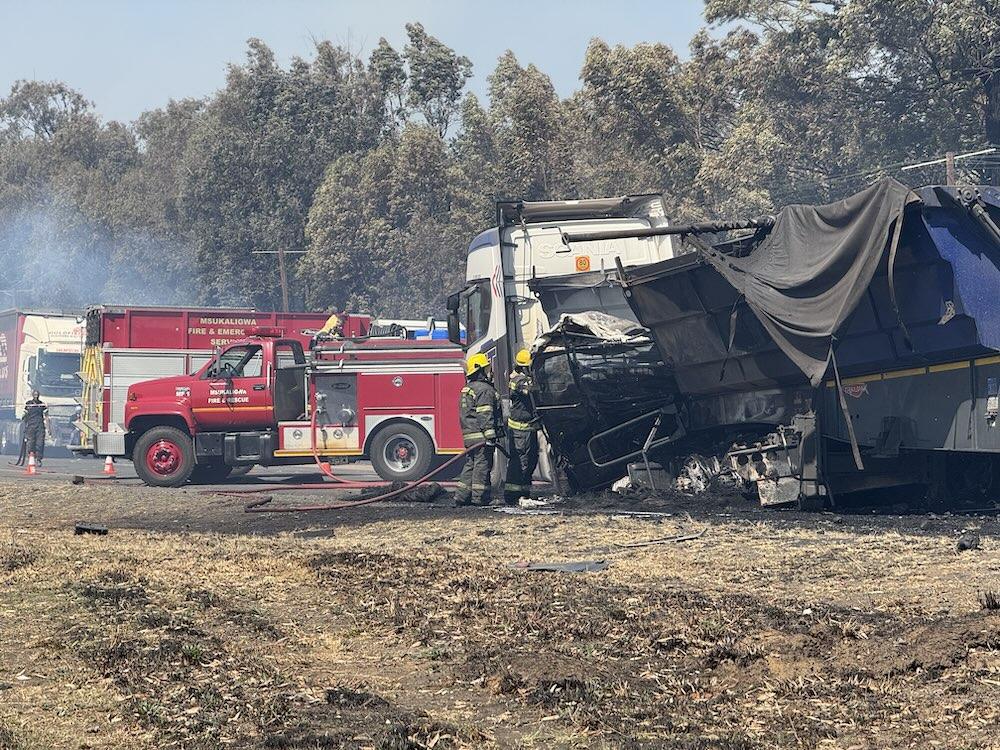 Tragic accident on N2 claims one life following severe veld fire Tragic accident on N2 claims one life following severe veld fire