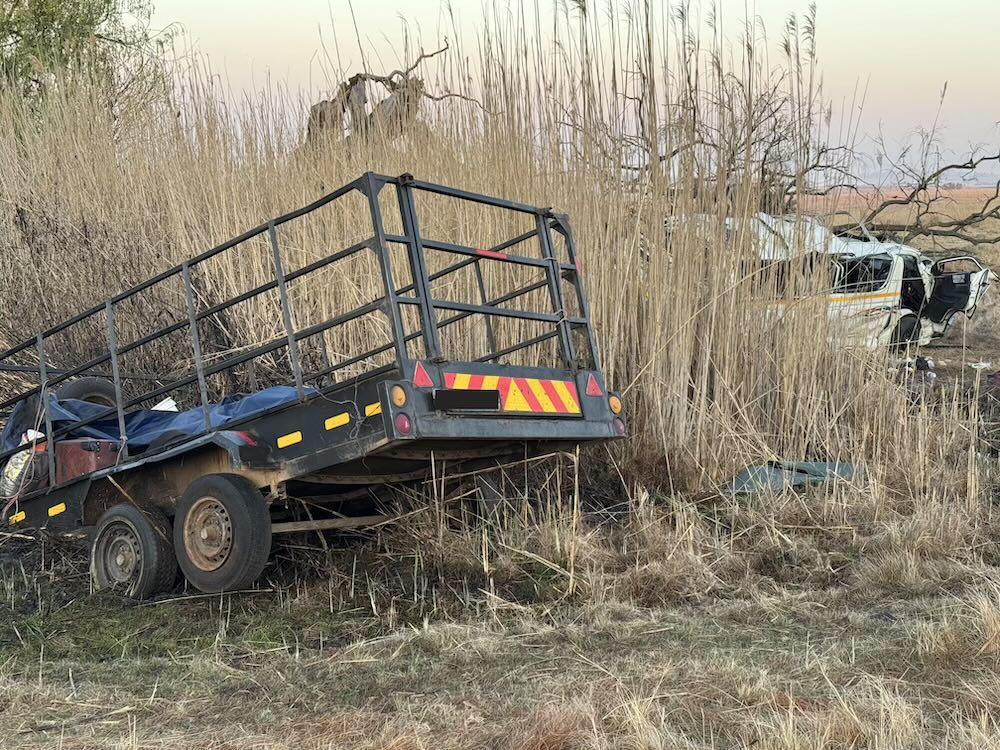Fatal taxi accident claims one life, leaves 11 injured on N11