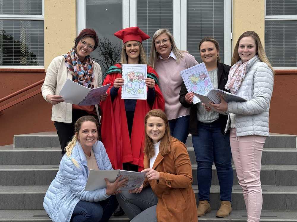 Laerskool Ermelo Principal Earns PhD Laerskool Ermelo Principal Earns PhD