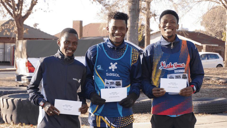 Hans Storm Gedenkwedloop Bring Oud en Jong Saam in Sportgees Hans Storm Gedenkwedloop Bring Oud en Jong Saam in Sportgees