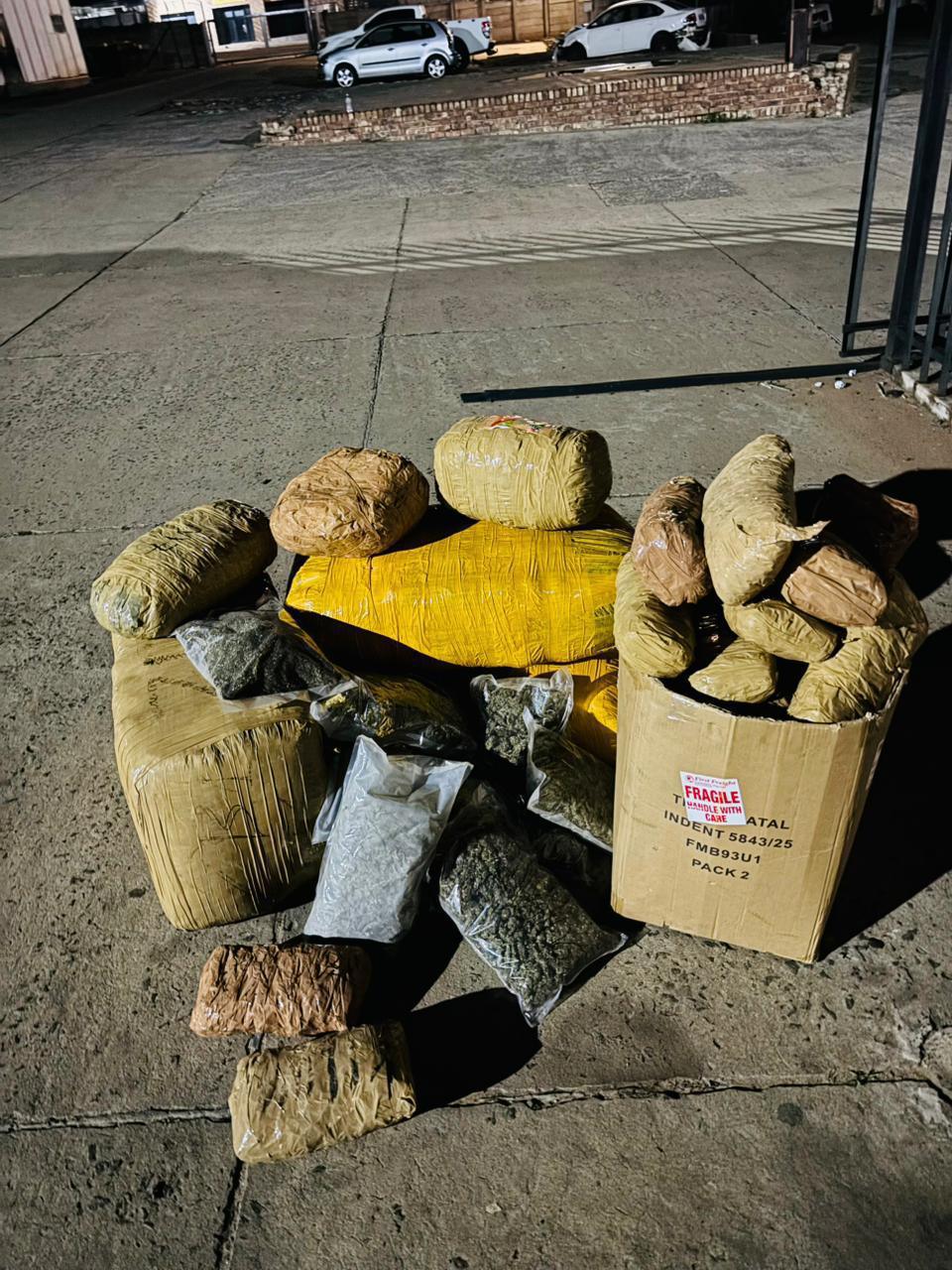 Two suspects arrested in Ermelo with over 230kg of dagga Two suspects arrested in Ermelo with over 230kg of dagga