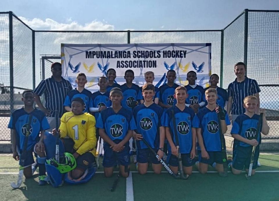 Ligbron hokkiespanne deur na Noordvaal Ligbron hokkiespanne deur na Noordvaal