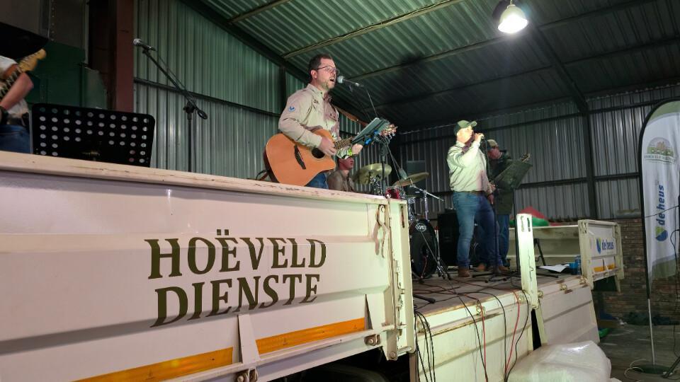 Engines, Games, and Firelight: Knockdhu 2025 a Resounding Success