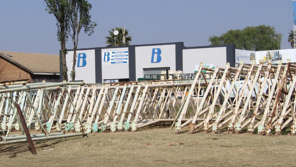 Geel masjiene aan die werk in Borderstraat – wat lê voor?