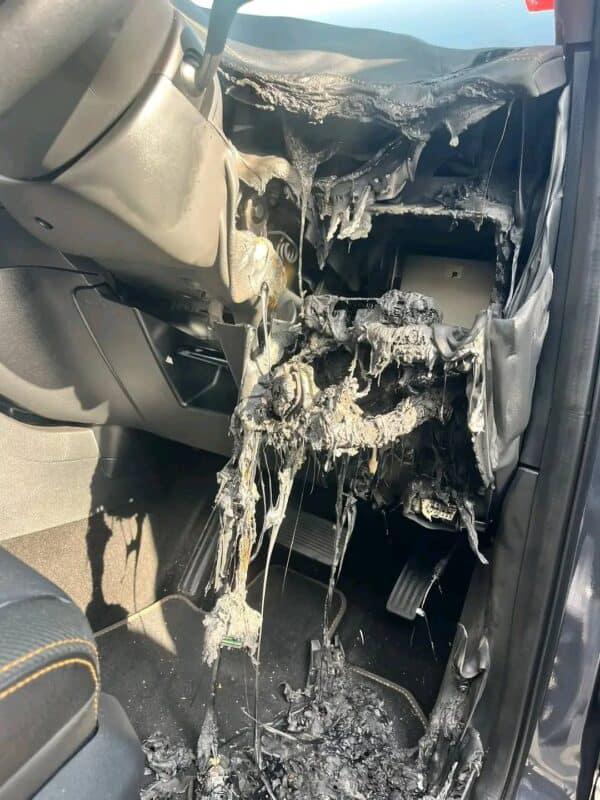 Lightning Strike in Mpumalanga Damages Vehicles and Injures Child Lightning Strike in Mpumalanga Damages Vehicles and Injures Child