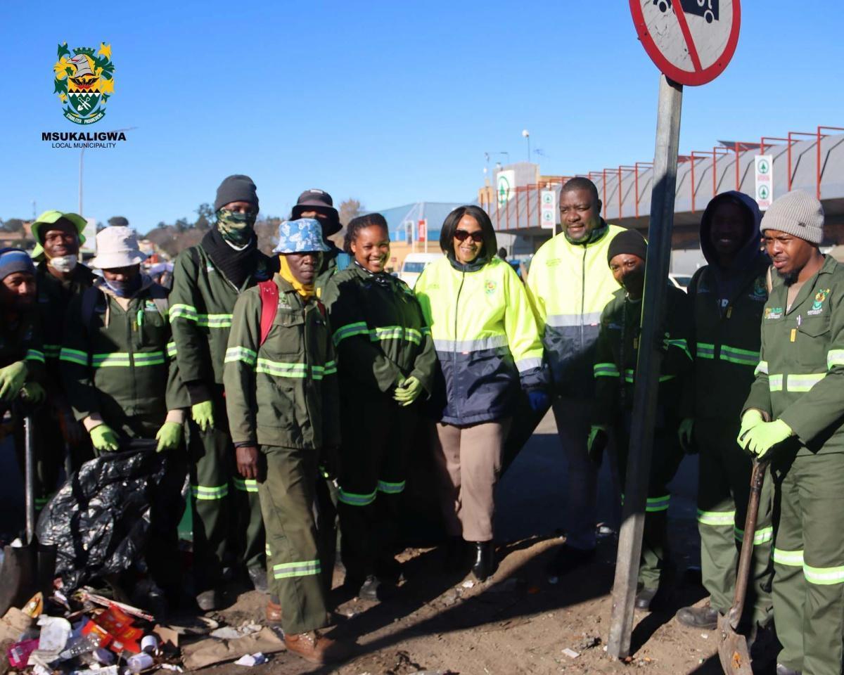Msukaligwa strengthens waste management with new skip loader and bins