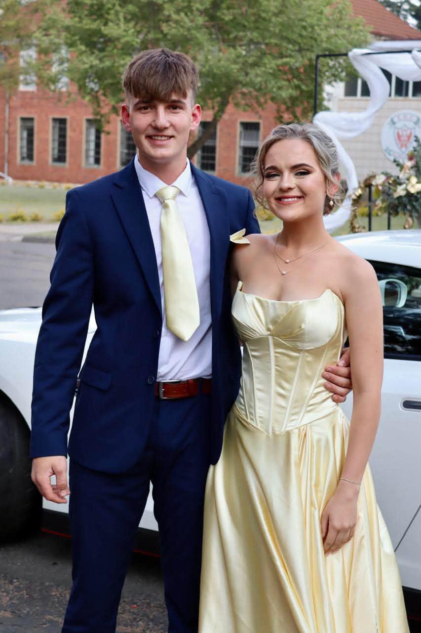 Hoërskool Ermelo matrics celebrate their farewell