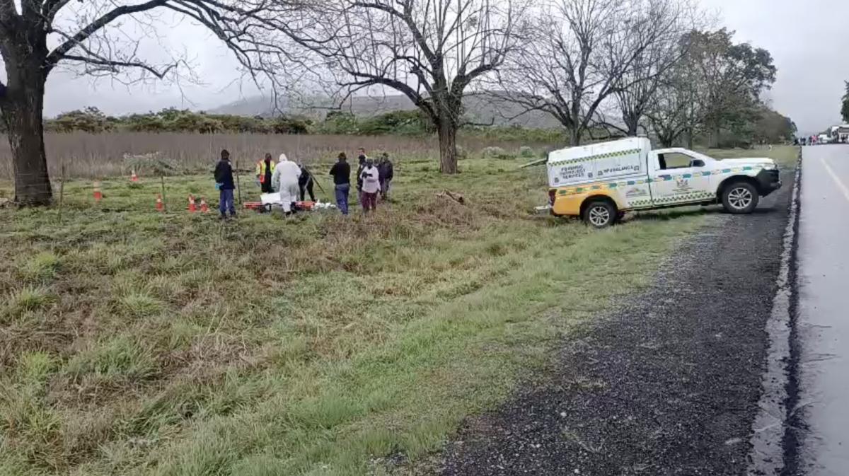 Rival zama-zama groups exchange gunfire near N4 in Mpumalanga