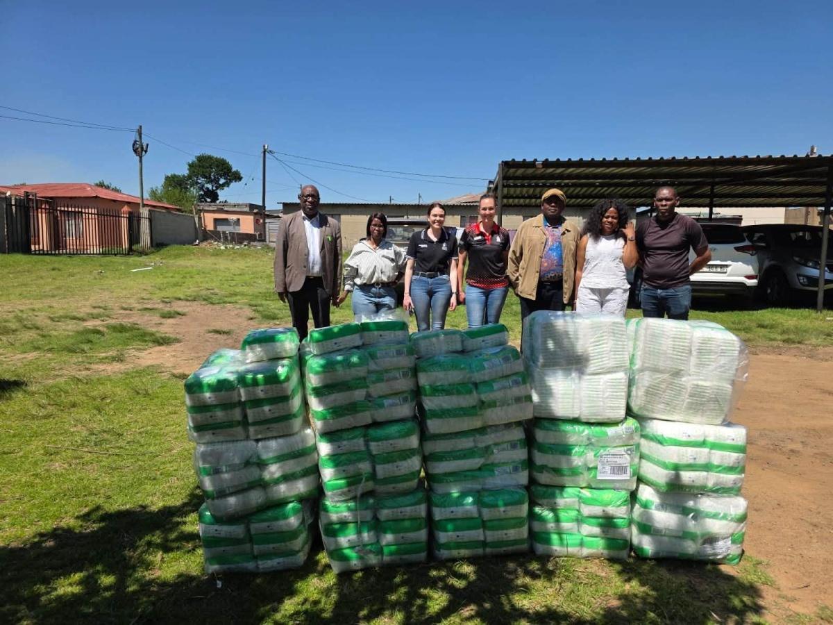 Ermelo Toyota lends a helping hand to local learners Ermelo Toyota lends a helping hand to local learners