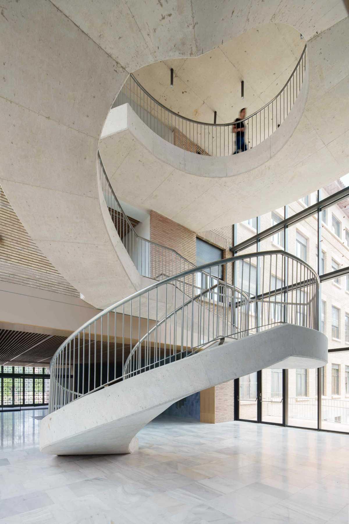 Rehabilitación y Ampliación de la Facultad de Filosofía y Letras de Zaragoza