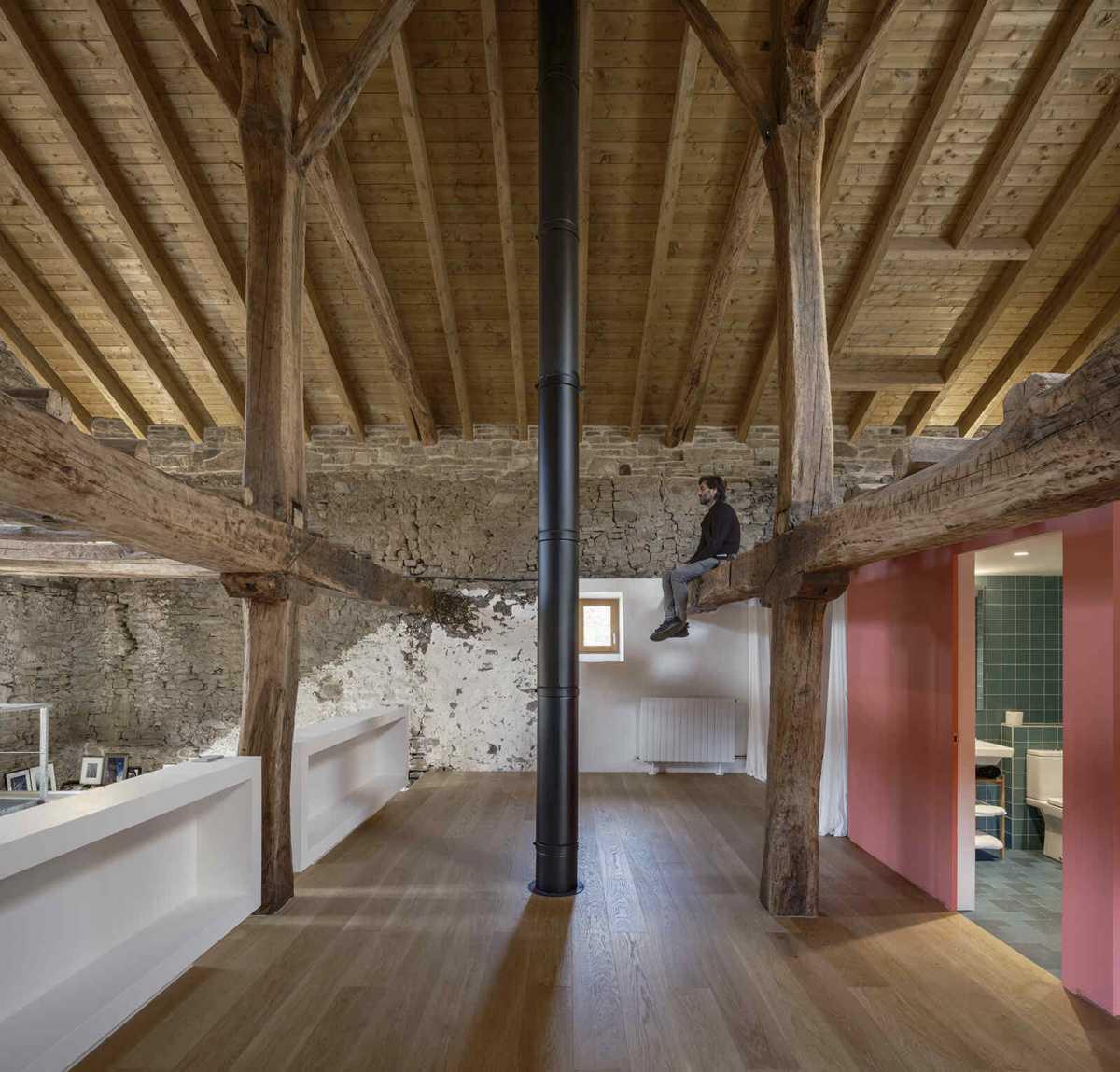 Garaitia Etxea: Reforma de un Caserío en Baranbio Garaitia Etxea: Reforma de un Caserío en Baranbio