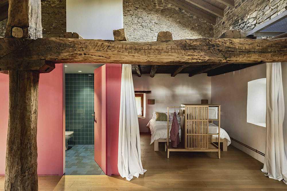 Garaitia Etxea: Reforma de un Caserío en Baranbio Garaitia Etxea: Reforma de un Caserío en Baranbio