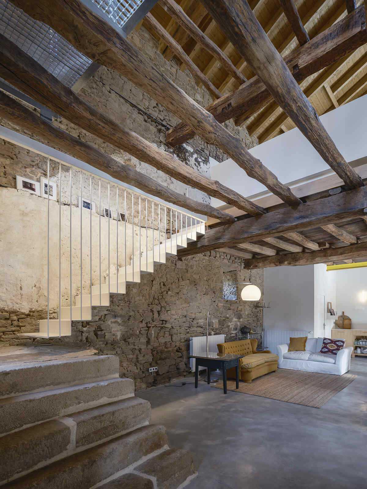 Garaitia Etxea: Reforma de un Caserío en Baranbio Garaitia Etxea: Reforma de un Caserío en Baranbio